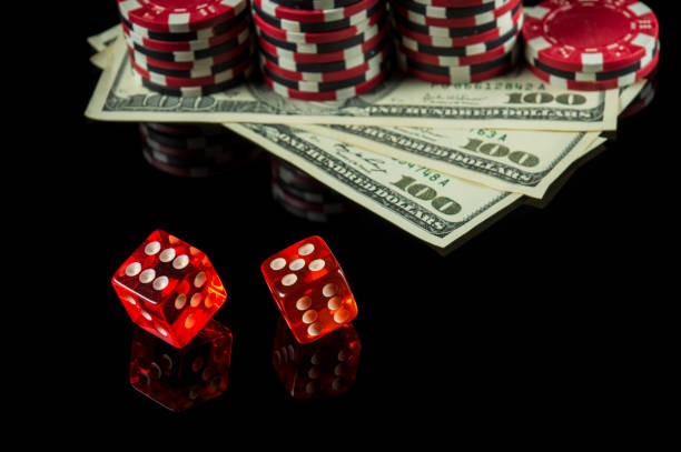 Slot game with spinning reels